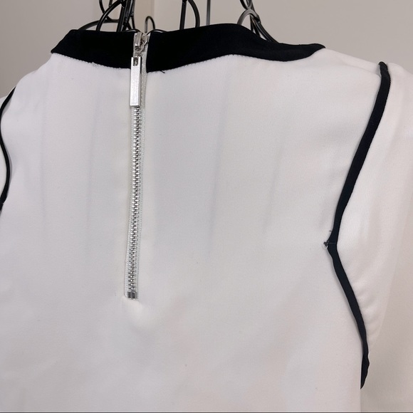 1.STATE Colorblock Crepe Tee - Picture 6 of 14